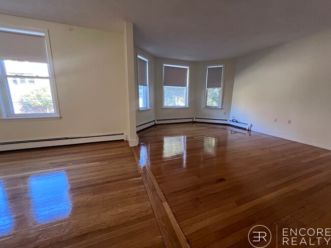 Foto del edificio - 310 Tappan St