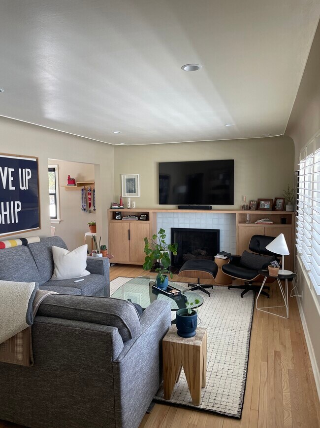 Living Room - 1664 8th St NW