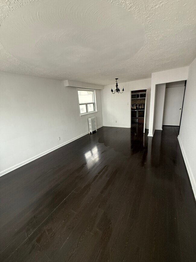 Photo du bâtiment - 35 Lester Av