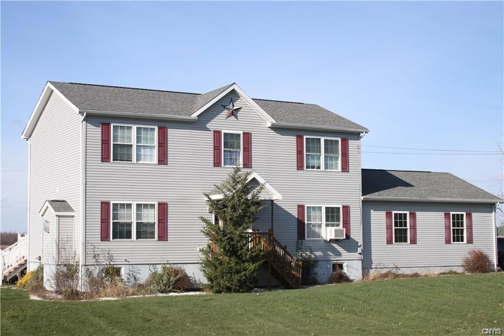 Primary Photo - 26401 Perch Lake Rd