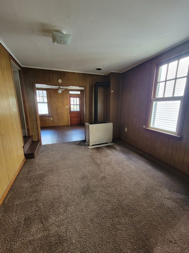 Building Photo - 372-374 Tolbert Ave