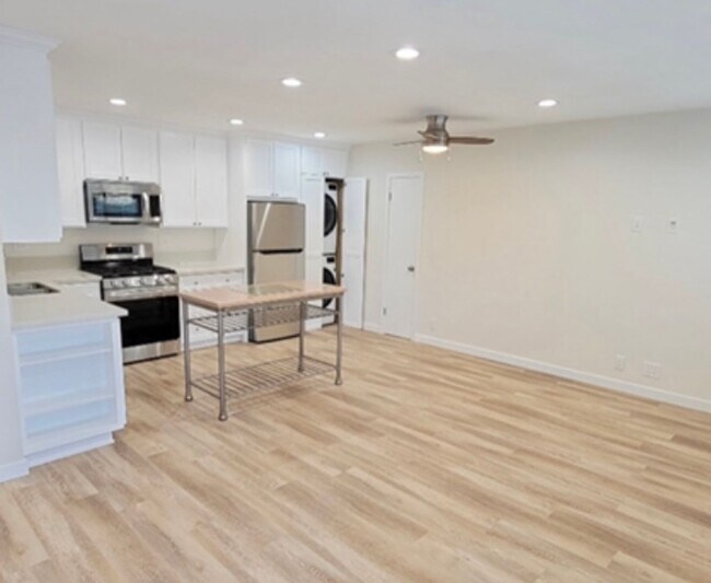 Foto del interior - 1250 Manhattan Beach Blvd