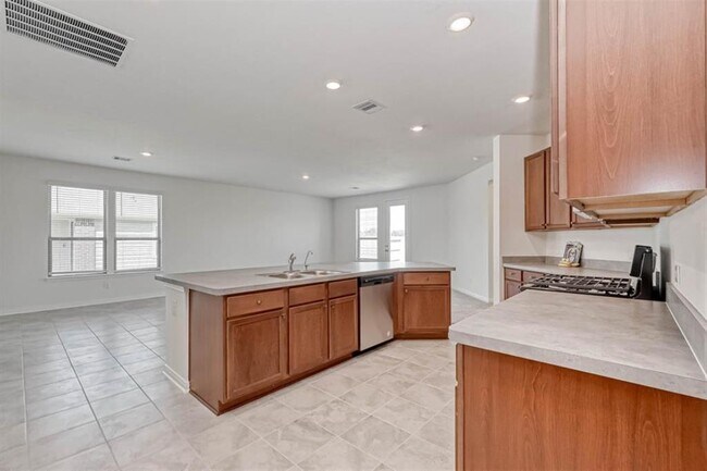 Building Photo - 5727 Texas Sage Dr