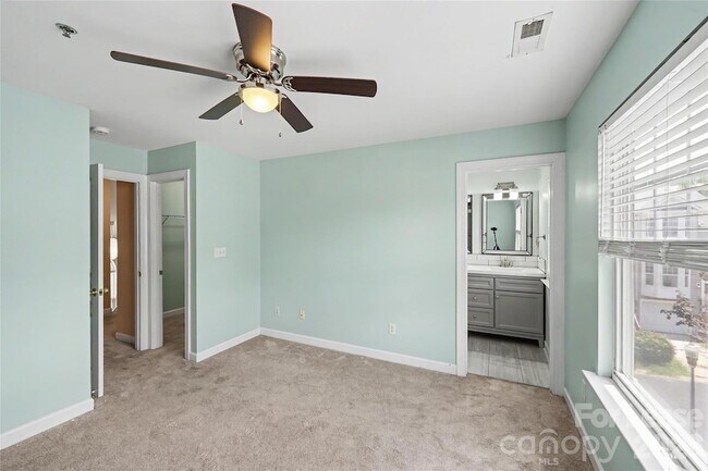 Building Photo - 6424 Royal Celadon Way