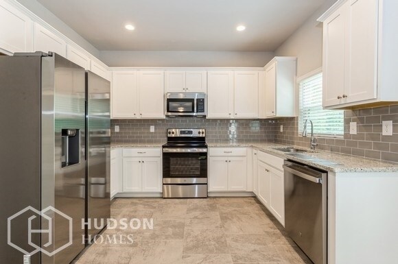 Foto del edificio - NOW AVAILABLE! - 3380 Dacite Court, Atlant...