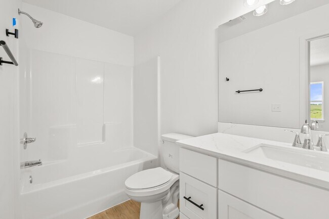 Foto del edificio - Woodline Townhomes