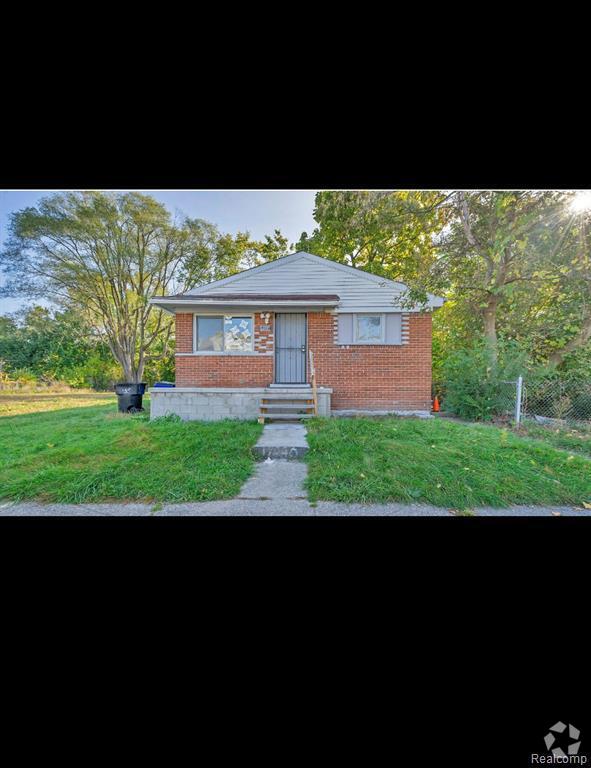 Building Photo - 17840 Goddard St