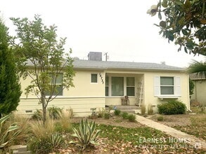 Building Photo - 16737 Magnolia Blvd