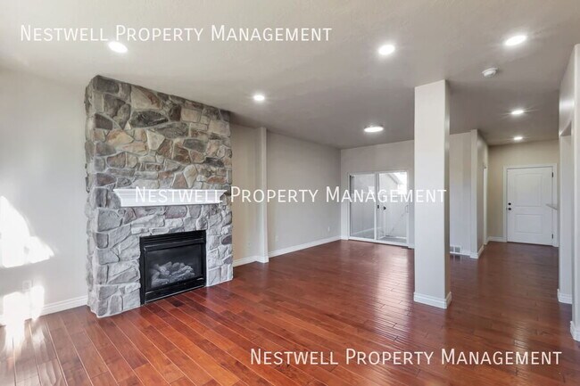 Foto del edificio - 14601 S Pebble Rose Dr