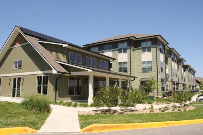 Building Photo - The Gardens