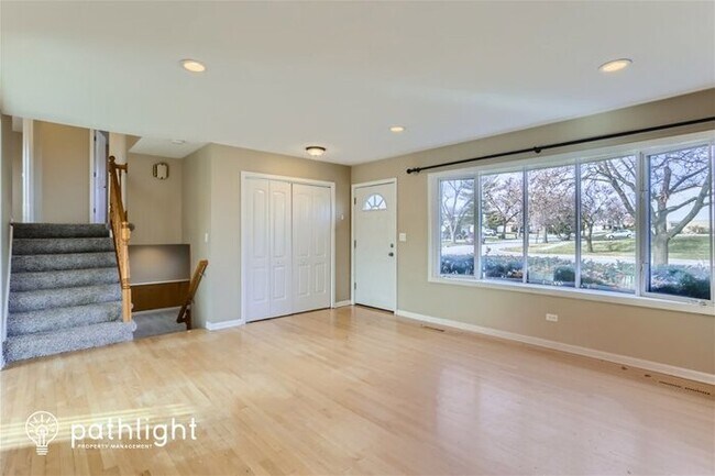 Building Photo - 523 East Weathersfield Way, Schaumburg, IL...