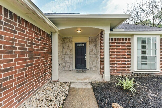 Foto del edificio - 9202 Bayou Bluff Dr