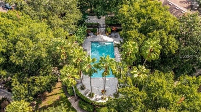 Foto del edificio - 6332 Raleigh St