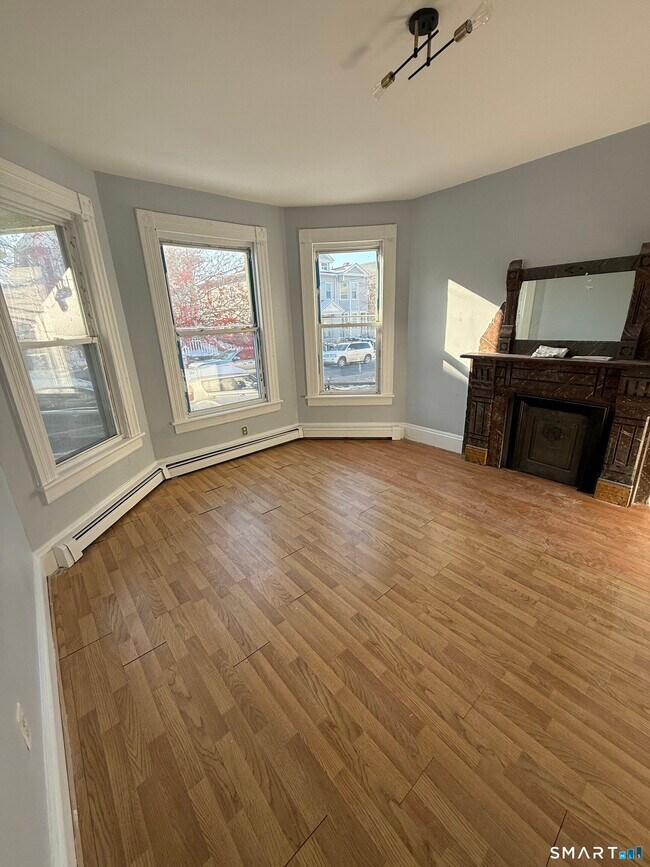 Building Photo - 240 Madison Ave