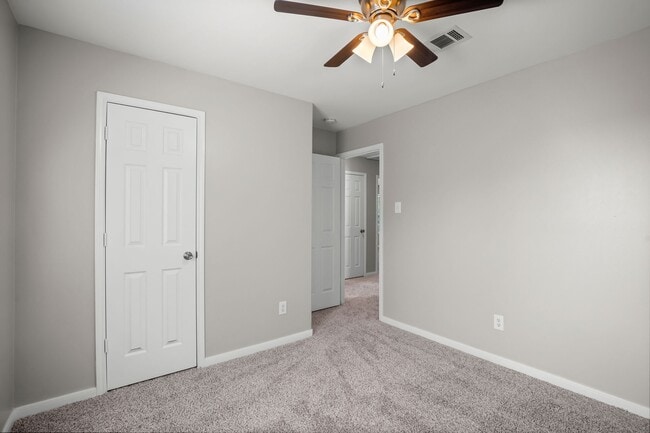 Building Photo - 29022 W Pecos River Ct