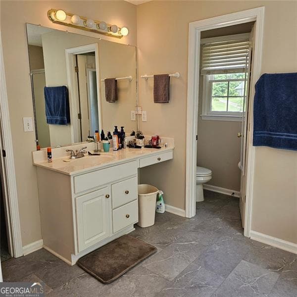 Building Photo - 557 Wisteria Dr