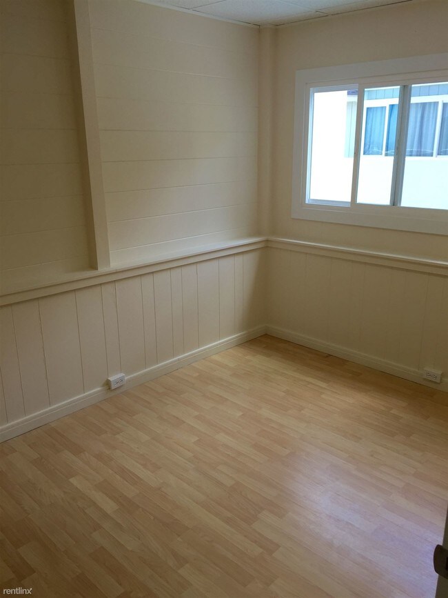 Building Photo - 3 br, 1 bath House - 1547 Alencastre St.