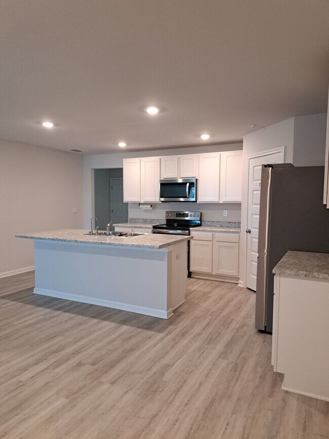 Foto del edificio - 6541 Slabinski Ln