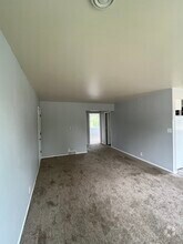 Building Photo - 3704 Parkway Blvd