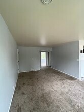 Building Photo - 3704 Parkway Blvd
