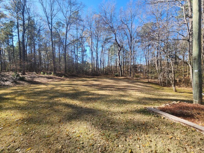 Foto del edificio - 3 Bedroom 2 Bath home in Newnan, GA Large Wooded Lot - Rural Setting