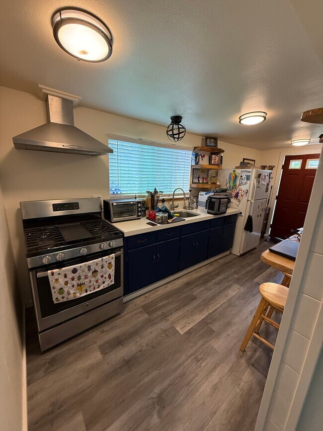 Foto del edificio - 1210 Woodland Ave