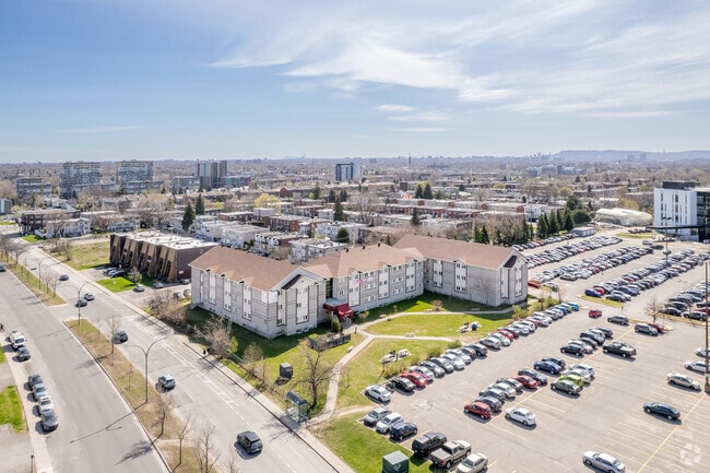 Aerial Photo - Residence Estudiantes Montmorency