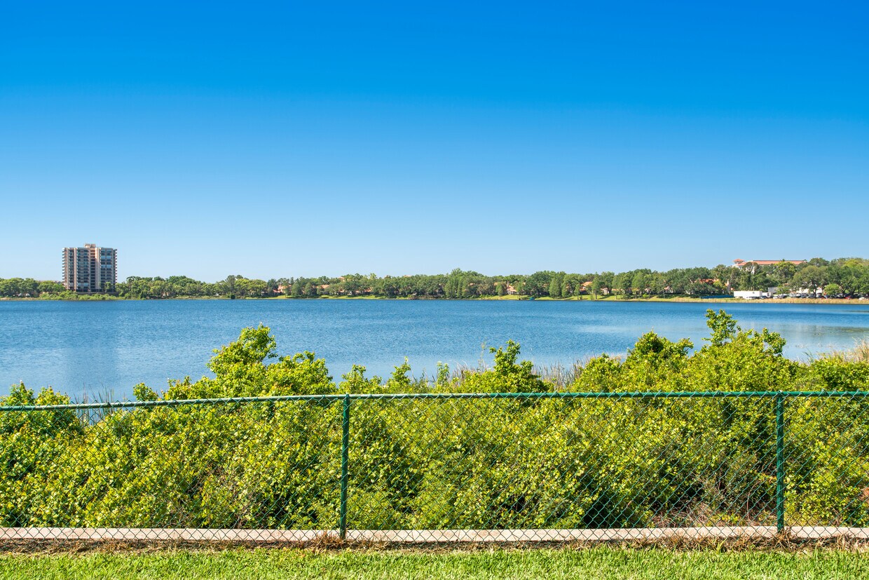 Foto principal - 7416 Cypress Grove Rd