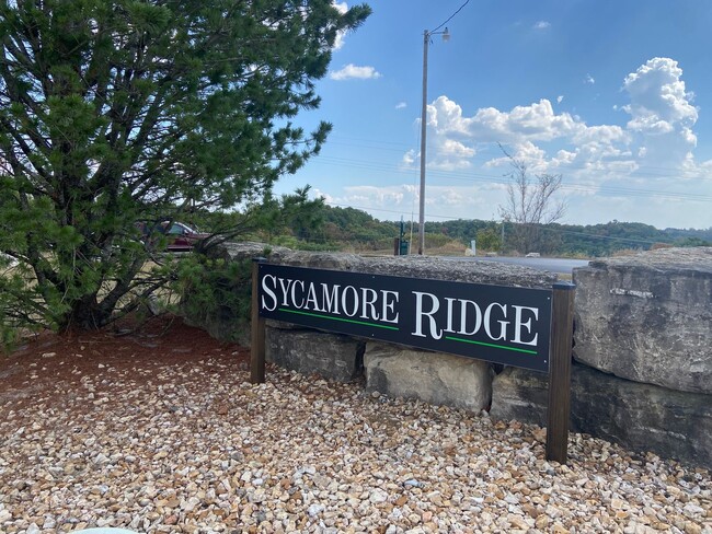 Building Photo - Condominium in Sycamore Ridge
