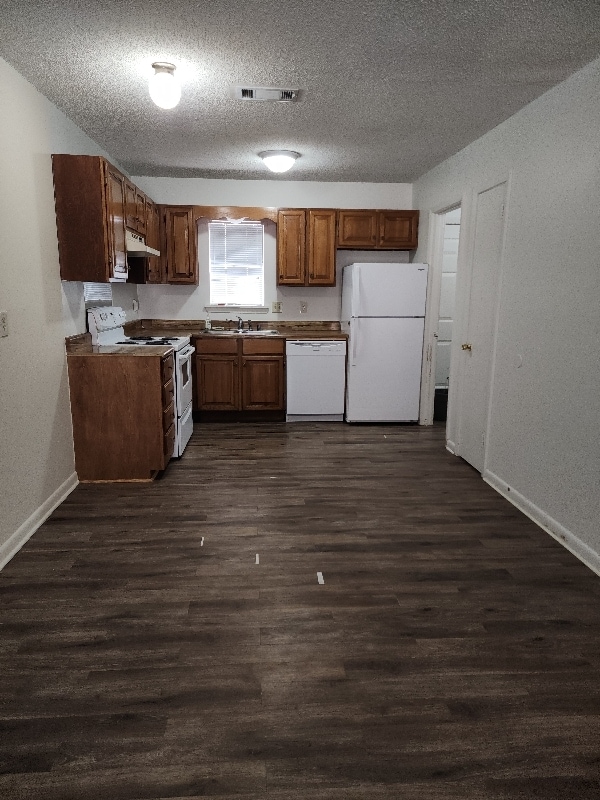 Building Photo - 509 Summit St