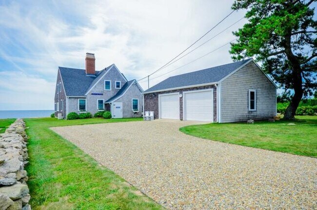 Building Photo - 4 bedroom in Marion MA 02738