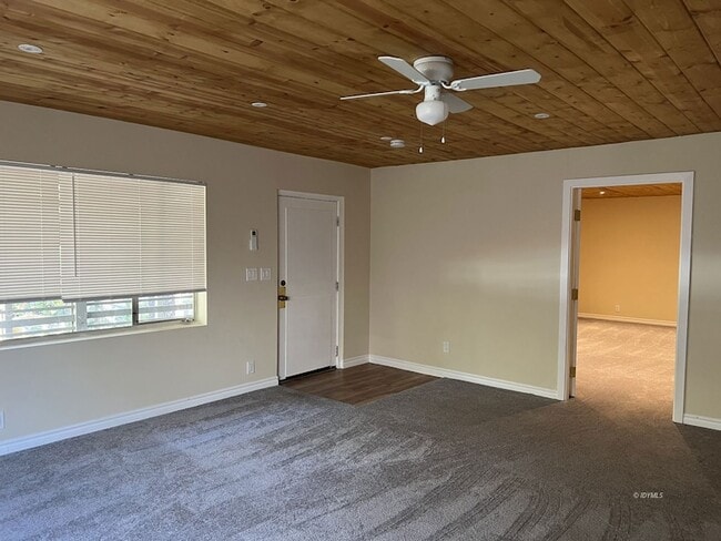 Building Photo - 54141 Pine Crest Ave