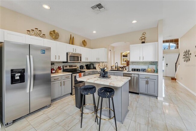 Building Photo - 2736 Lido Key Dr