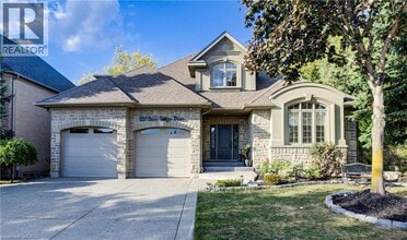 Building Photo - 431 Deer Ridge Dr