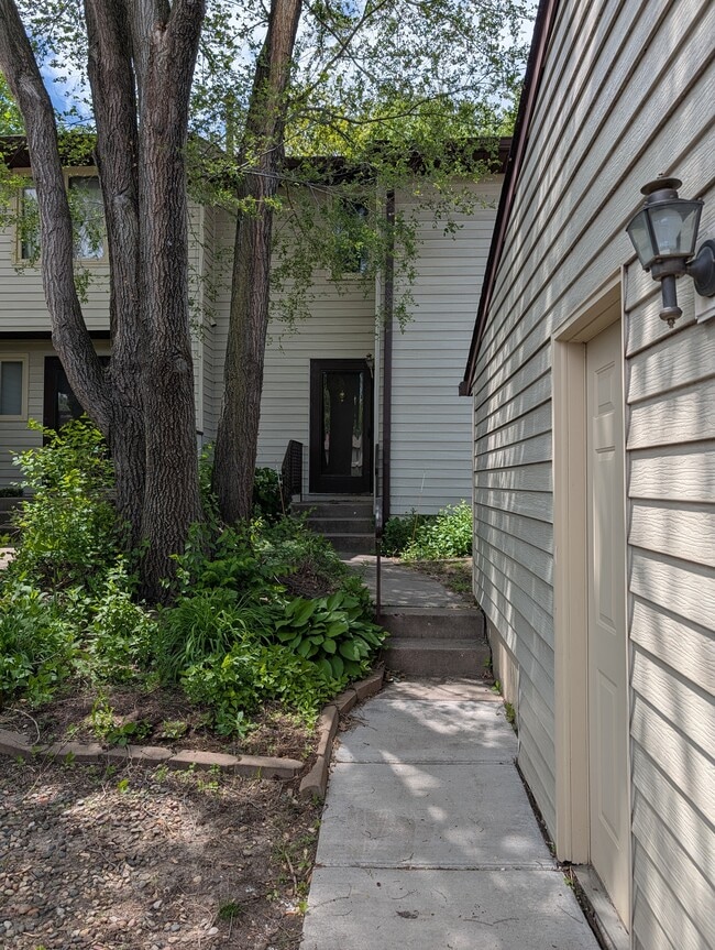 Building Photo - 3784 Cedarwood Ct