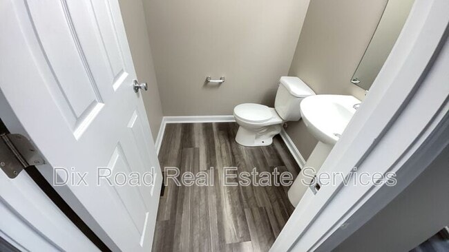 Foto del edificio - 2167 Pine Valley Dr