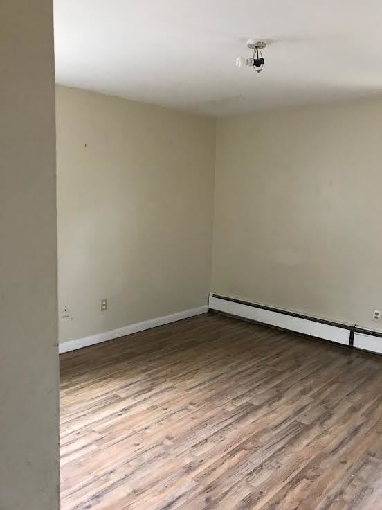 Building Photo - 1052 Burnside Ave