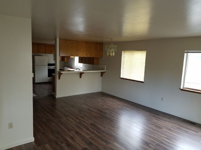 Foto del edificio - Racetrack 2