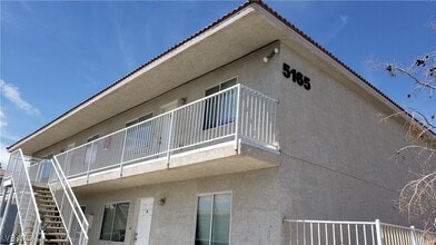Building Photo - 5165 E Glendale Ave