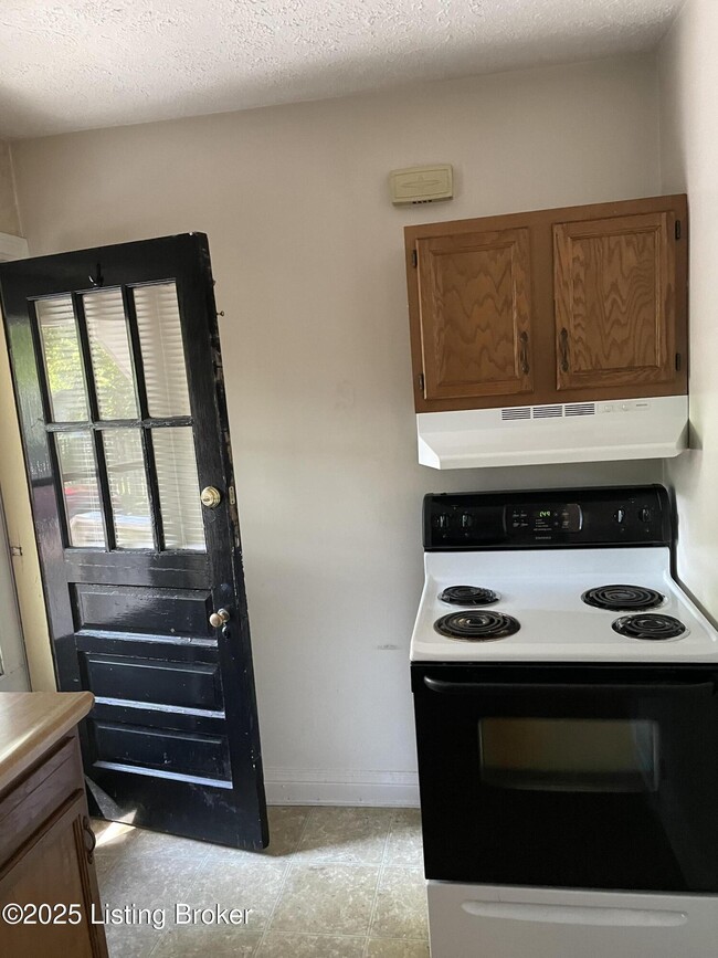 Foto del edificio - 210 Browns Ln