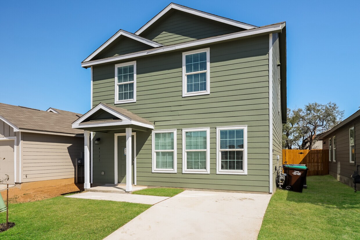 Foto principal - 4121 Water Fall Cv, San Antonio, TX