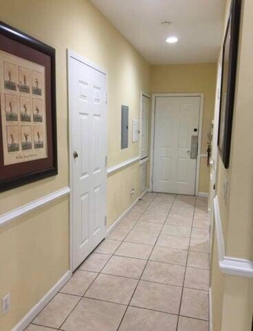 Foto del edificio - 8372 Mulligan Cir