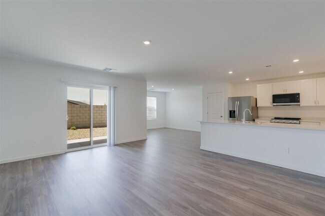 Foto del edificio - Brand New 4 Bedroom, 2 Bath Home! Never Been Lived In!