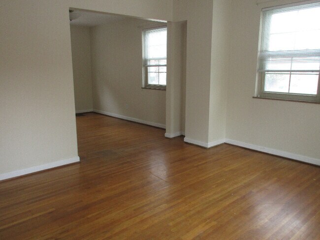 Foto del edificio - 1795 Northwest Ct