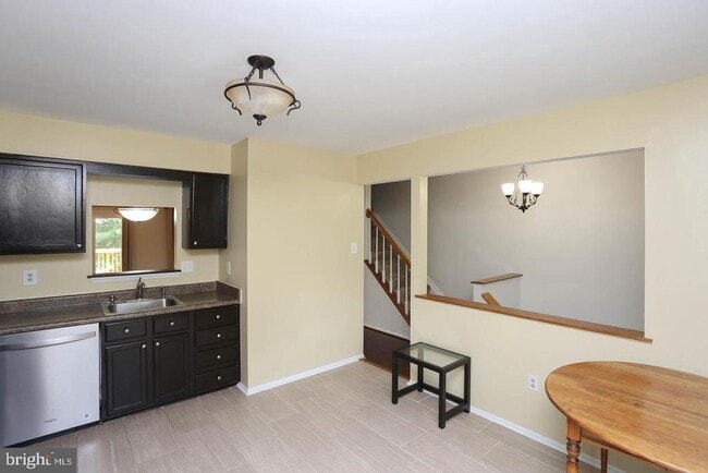 Building Photo - 4710 Leyden Way