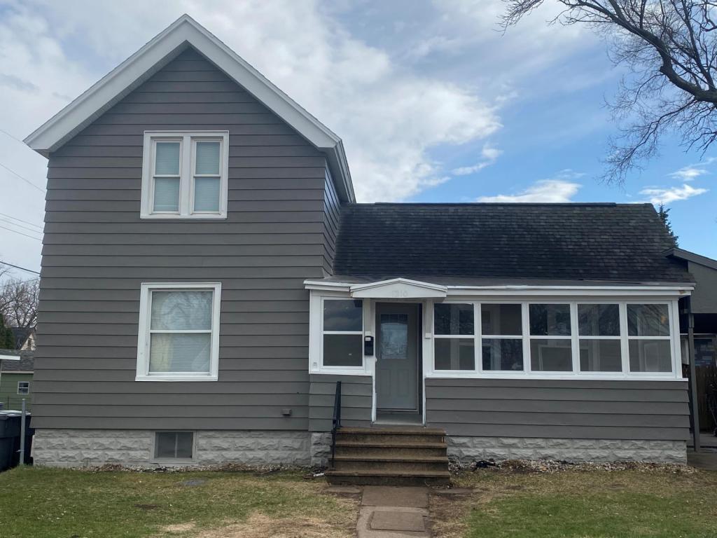 Foto principal - 1210 Gillette St