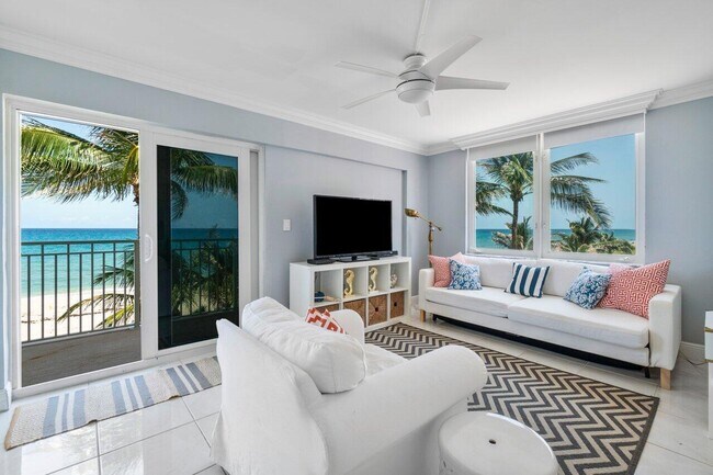 Building Photo - 3221 S Ocean Blvd