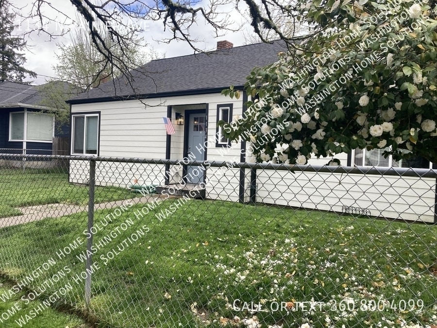 Photo - 1134 N Rainier Ave-