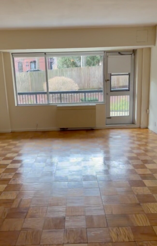 Foto del edificio - 57 Monmouth St