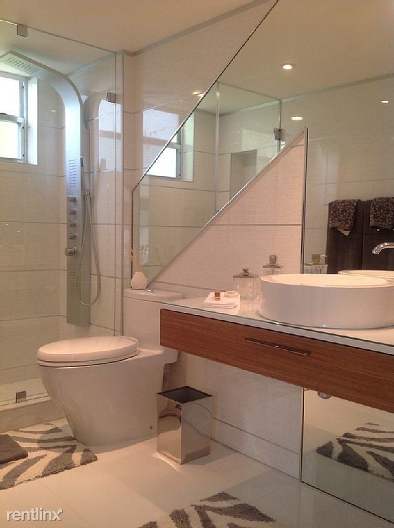 Foto del edificio - 1 br, 1 bath Apartment - 135 S 17th St
